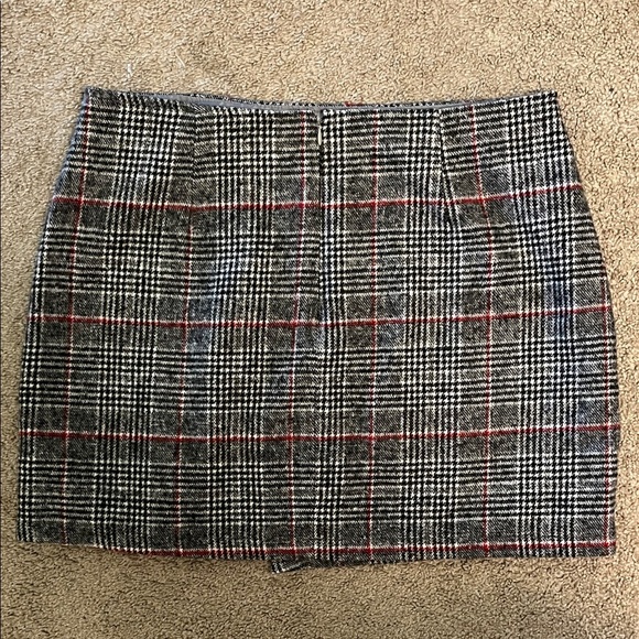 Plaid Button-Front Skirt large - Picture 4 of 7
